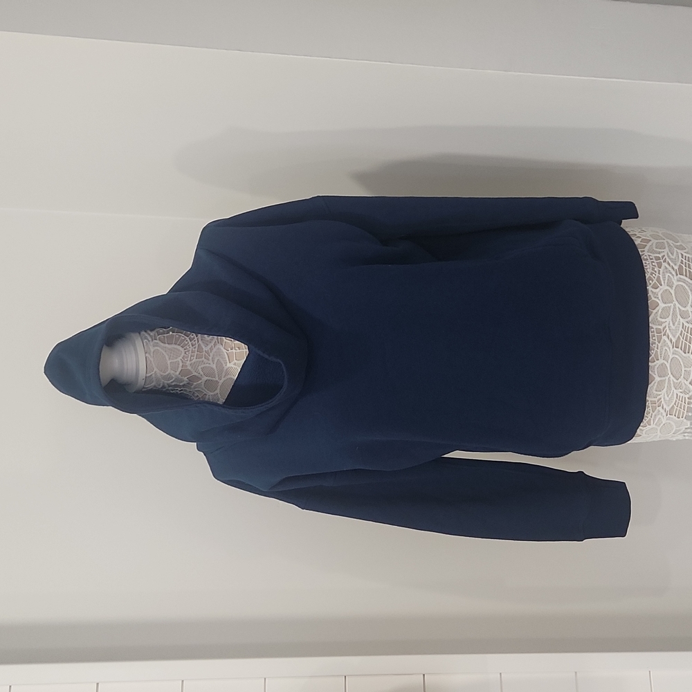 Zyia Activewear hoodie size M